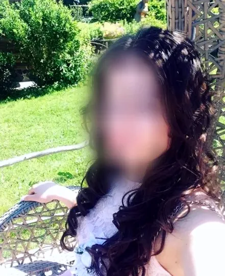 Daniela, 36