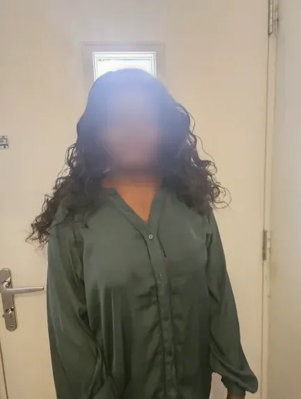 Denise, 33