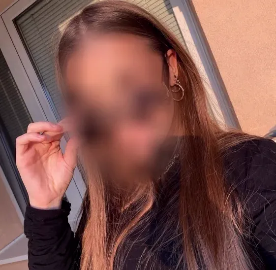 Helena, 31