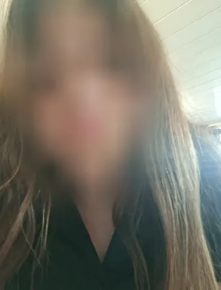 Janina, 27