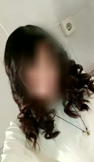 Paula, 18